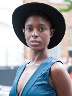 Джоди Тернер-Смит в роли «Королевы Драконов» / Грейси